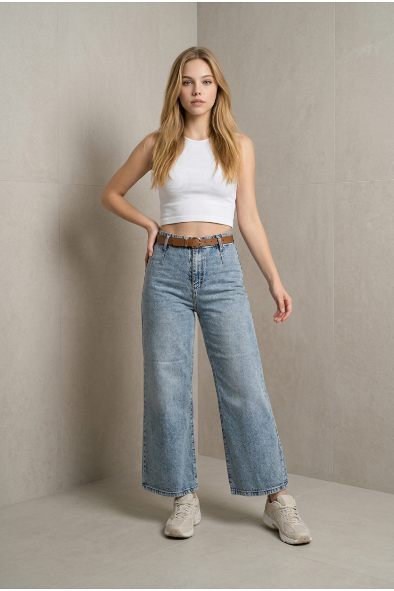 KADIN AÇIK MAVİ TİNTLİ BOL PAÇA BİLEK BOY KEMERLİ JEAN KOT PANTOLON YY101426