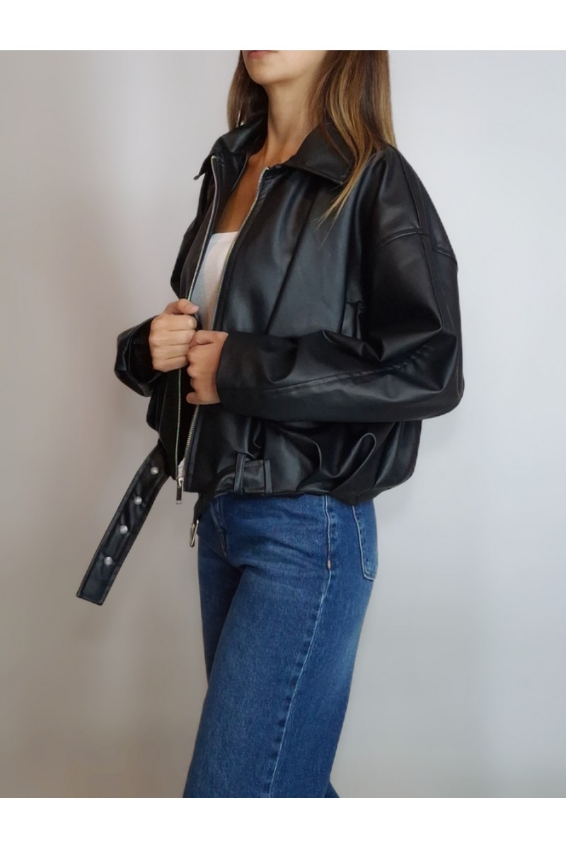 KADIN SİYAH BALON MODEL KISA DERİ MONT YY101284