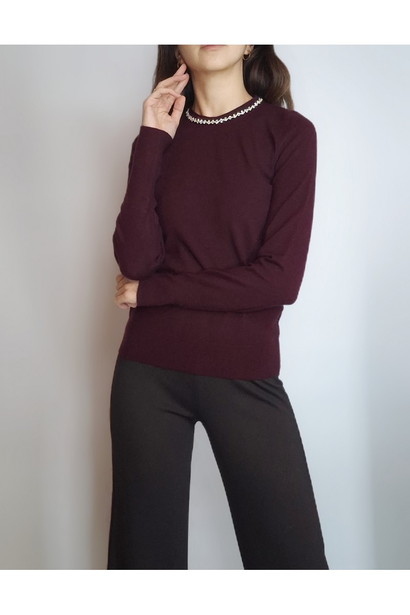 KADIN BORDO YAKASI TAŞLI SIFIR YAKA TRİKO KAZAK YY101328