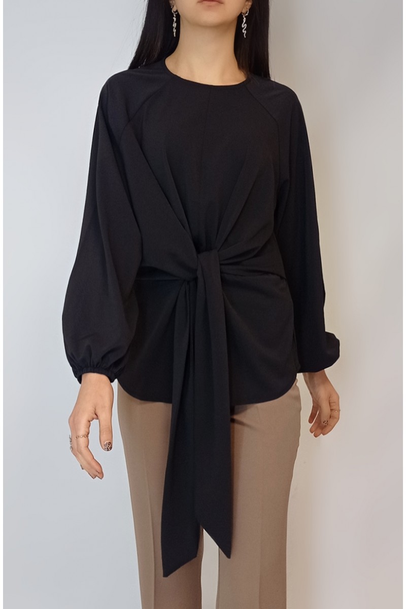 Kadın Siyah Önden Bağlamalı Raglan Kol Krep Bluz YY101000