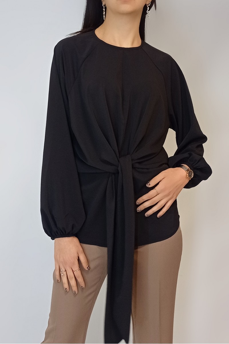 Kadın Siyah Önden Bağlamalı Raglan Kol Krep Bluz YY101000